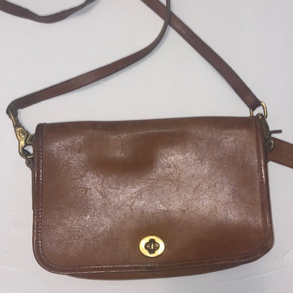 Coach Handbags - Vintage coach handbag